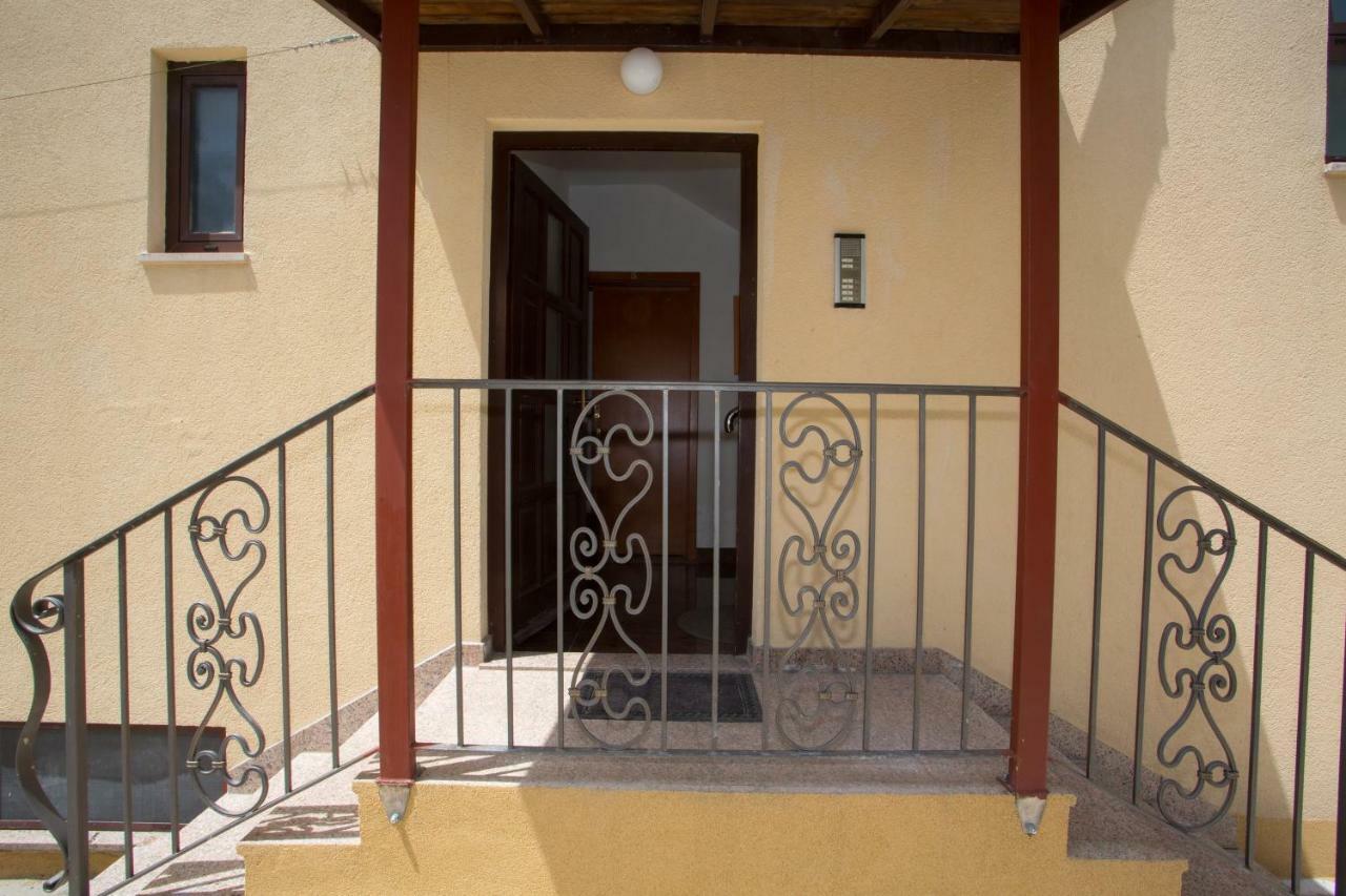 Apartments Mihic Макарска Екстериор снимка