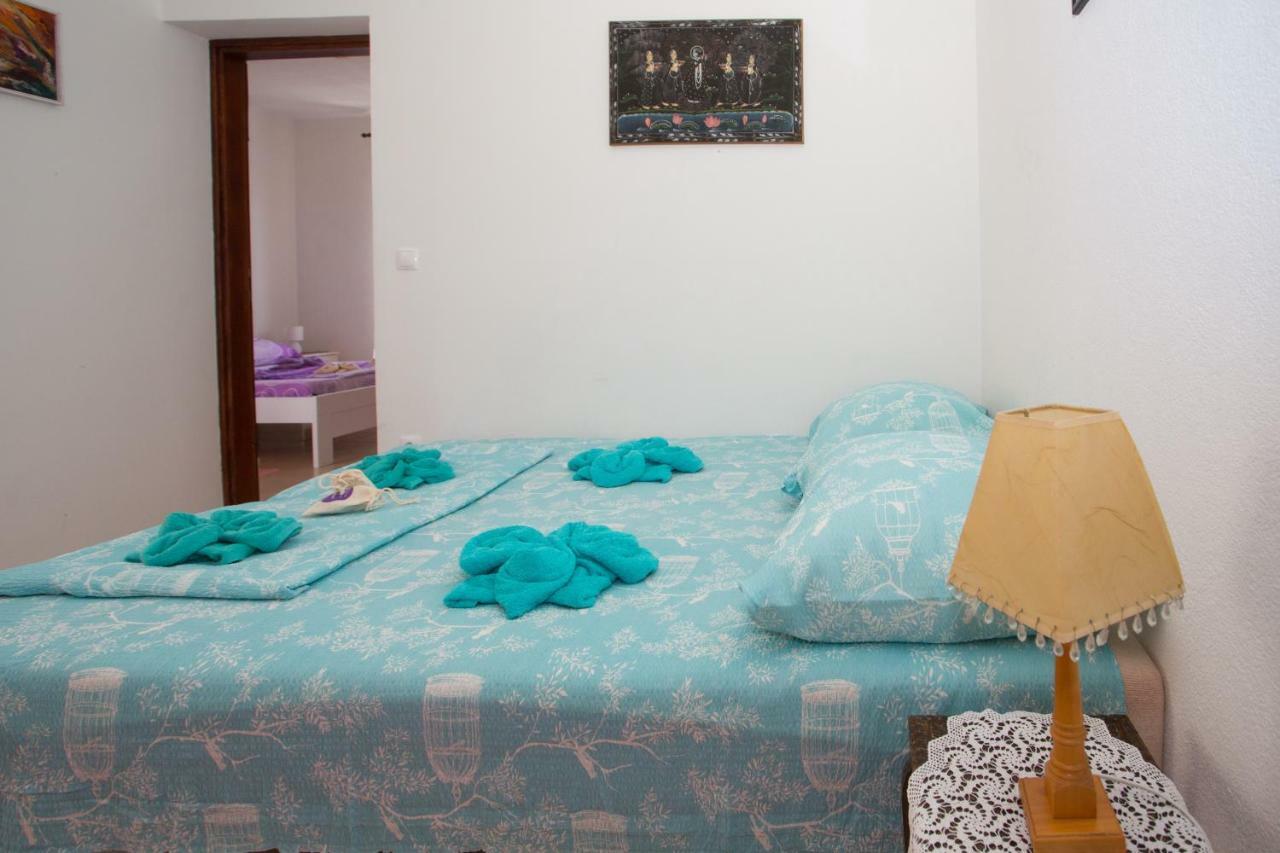 Apartments Mihic Макарска Екстериор снимка