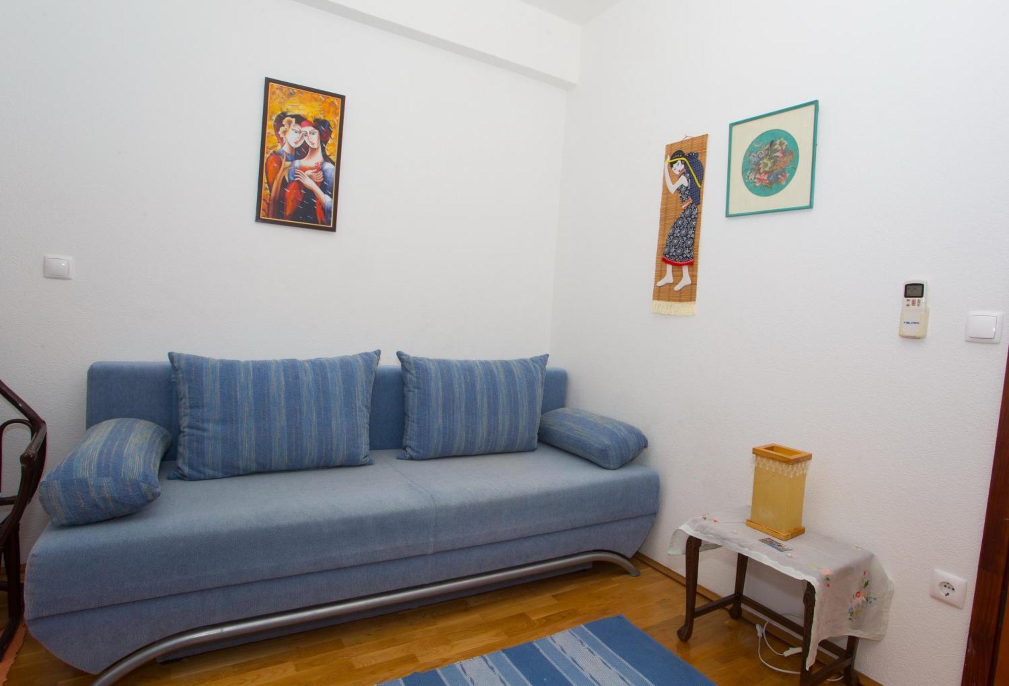 Apartments Mihic Макарска Екстериор снимка